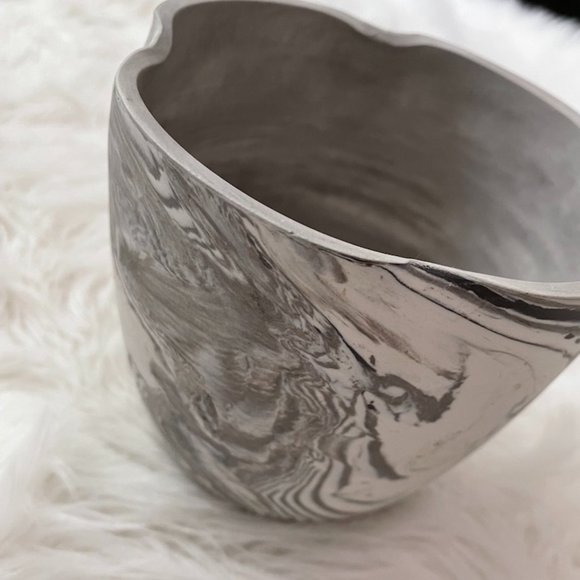 Matte Black grey & white Marbled ceramic planter pot - Picture 8 of 10